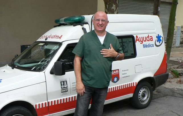 Gustavo Uhalde. El médico