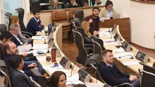 Acalorada sesión y duelo verbal en el Concejo Municipal