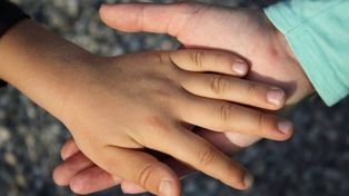 Nueva convocatoria para adoptar a 13 chicos mayores de 10 años