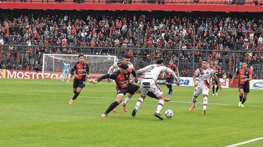 Final del primer tiempo: Patronato pierde en Santa Fe ante Colón