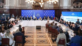 La Ley de Inviolabilidad de la Propiedad Privada elimina restricciones a la titularidad extranjera de tierras y deroga prohibición de cambio de uso tras incendios&nbsp;