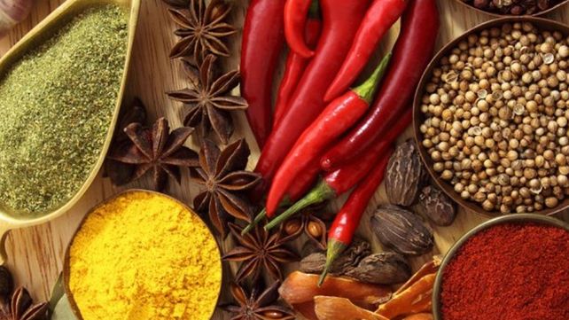 ¿Cómo condimentar la comida sin usar sal?