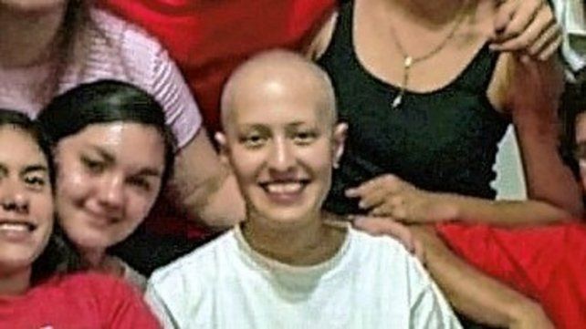 Sonriente. A pesar del duro tratamiento contra la leucemia y sus consecuencias