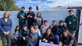 Los alumnos de segundo año son los encargados de llevar adelante el proyecto de jugos y sopas saludables.