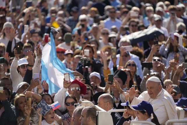 Desde el Vaticano el Papa Francisco designó a Jorge García Cuerva en reemplazo de Mario Poli. 