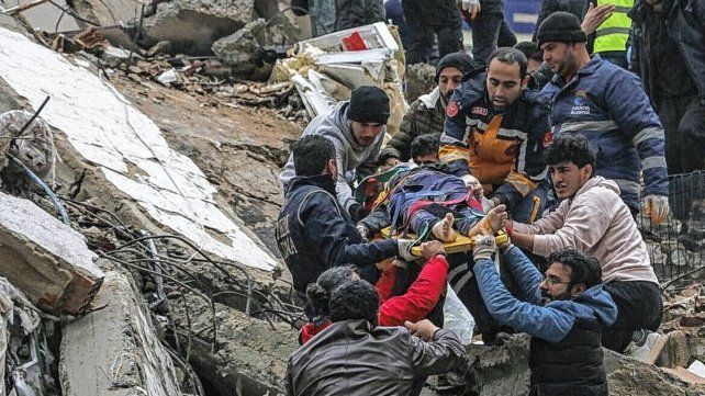 El Ministerio de Deportes de Turquía suspendió sus actividades deportivas por el terremoto en el sur del país.