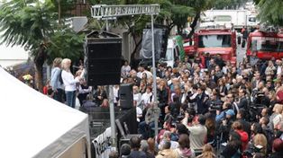 En un emotivo acto, Rosario recordó a las víctimas de la tragedia de Salta 2141
