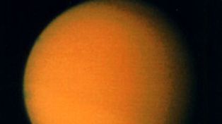 Existen reservas de petr&oacute;leo en Tit&aacute;n, la luna del planeta Saturno