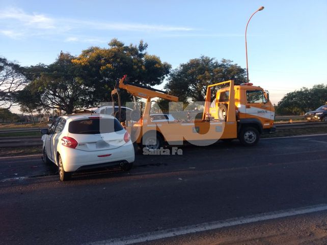 Tres heridos leves en dos accidentes simultáneos sobre la ruta 168