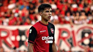 Newells necesitaba vender y Juan Sforza era una de las opciones que tenía la entidad.
