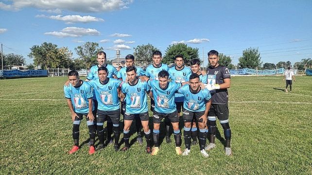 Universidad del Litoral marcha puntero de la Primera A liguista