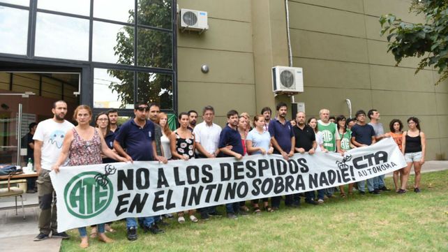 Protesta en el Inti Rosario por el despido de trabajadores