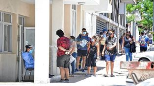 Covid: este sábado reportaron 58 muertes y 1.445 contagios