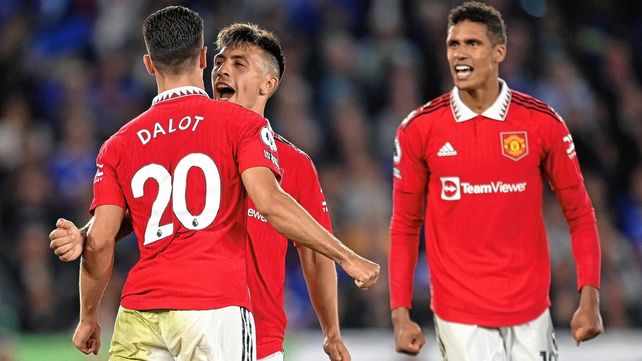 Manchester United sigue ganando en la Premier League
