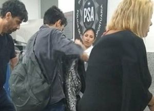 Juan Darthés estuvo dos días en Rosario y voló a San Pablo