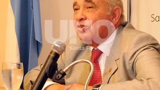 El nuevo ministro de Salud de la provincia, Mario Drisun, saludó a los médicos en su día
