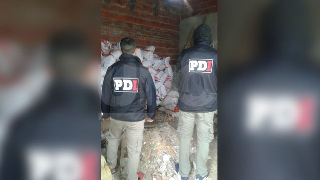 Recuperaron 40 toneladas de soja que habían saqueado de un tren en Santa Rosa de Lima