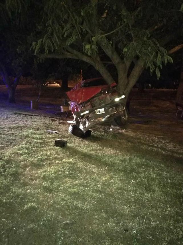 Murió una adolescente de 17 años en un vuelco ocurrido en Helvecia