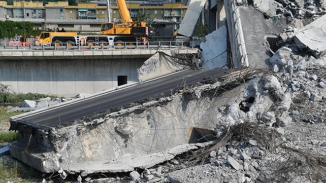 Pavoroso. El hallazgo de otras tres víctimas eleva a 43 el número de muertos en la tragedia del puente genovés.