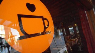 La modalidad un café pendiente, ya llegó a Santa Fe