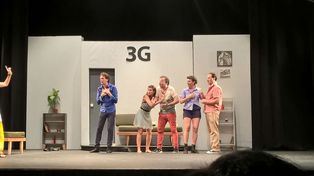 Nuevas tecnologías del disparate en clave de comedia
