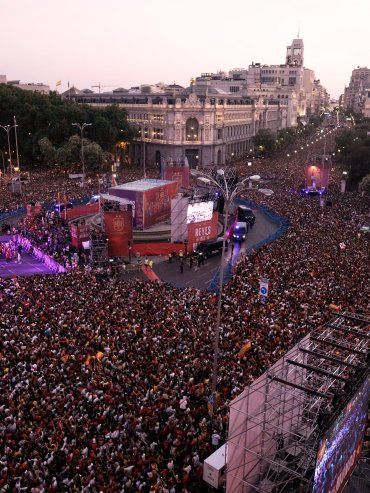 España celebró el título mundial ante una multitud en Madrid