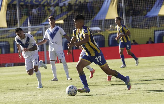 Santiago Segovia tiene la capacidad para conducir el equipo, pero todavía le juega en contra su juventud.