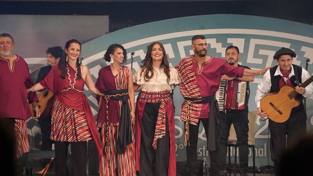 Santa Fe llevó el chamamé al escenario mayor del Festival de Folclore de Cosquín