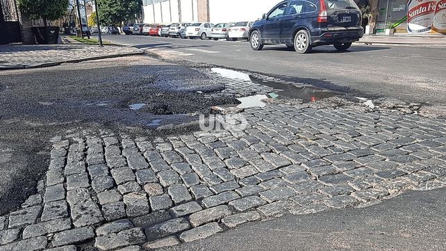 Frente a la Cervecería. Vecinos de barrio Candioti Sur reclaman el arreglo de una tradicional y transitada esquina.