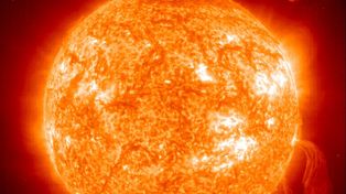 La actividad solar en el momento de nacer reduce la esperanza de vida
