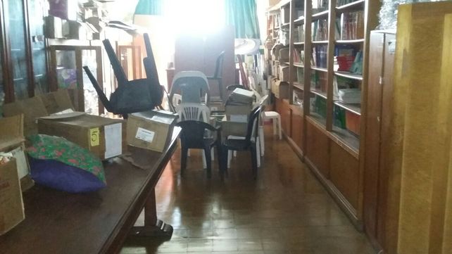 Padres de alumnos de la escuela Rivadavia acudieron a la Justicia y se movilizarán este martes