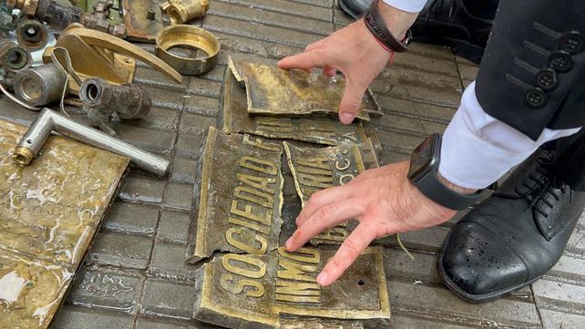 Placas de bronce
