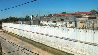 151 es la cantidad de internos que tenía el penal Clemente XI el jueves, cuando se produjo el ataque.