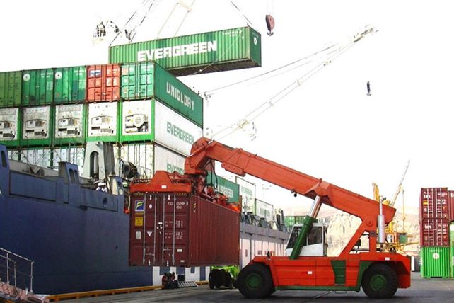 Trabas a las importaciones: El panorama no es alentador para el comercio y la industria