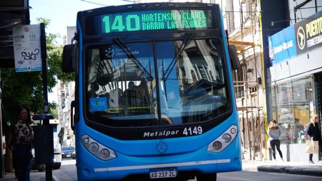 El transporte urbano de pasajeros no puede salir de las eternas crisis por los constantes aumentos de combustible