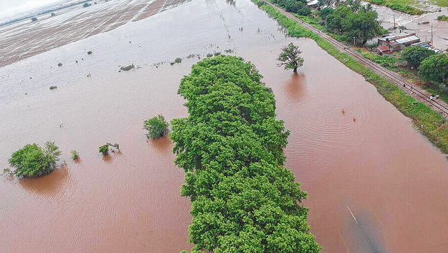 Excesos hídricos. La zona de la localidad de Barrancas fue una de las más afectadas por las intensas precipitaciones en la provincia de Santa Fe.