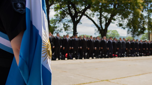 Sain pidió más jefas de policía y se enojó con la prensa