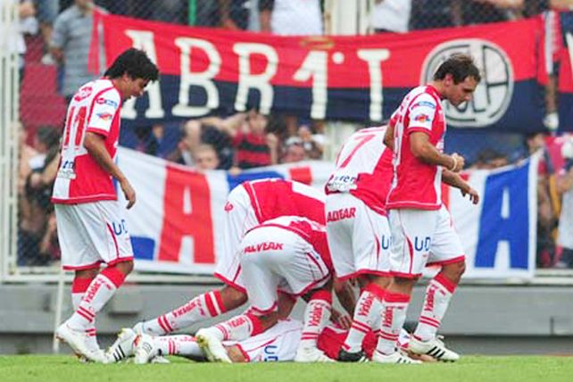 Unión buscará terminar el torneo con un triunfo frente al Pincha
