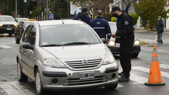Perotti anunció cómo serán las nuevas restricciones a la circulación.