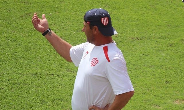 Eduardo Magnín seguirá al frente de la Reserva