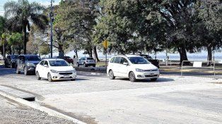 Picadas ilegales: luego de cuatro meses finalizó la construcción de los tres manda peatones en la Costanera Oeste