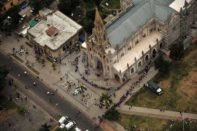 Analizan cambiar los locales de votación del radio de la Basílica