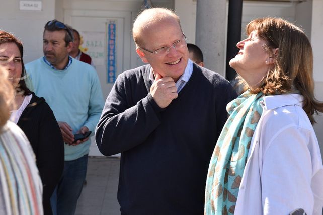 Pedido al electorado. Le pedimos a la gente que piense bien su voto