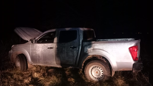 Un operativo halló en Funes dos camionetas con tres pistolas, un dron y 4 handys