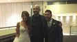 Juntos. Abel Pintos posó junto a Leo Messi y Anto Roccuzzo antes del civil.&nbsp;