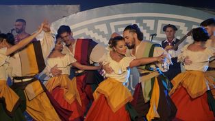 Bailarines y cantantes representaron la identidad de las diferentes zonas de Santa Fe.