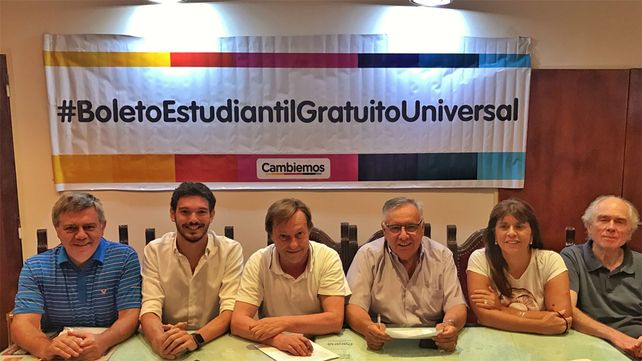 Firma. En el despacho de Varisco