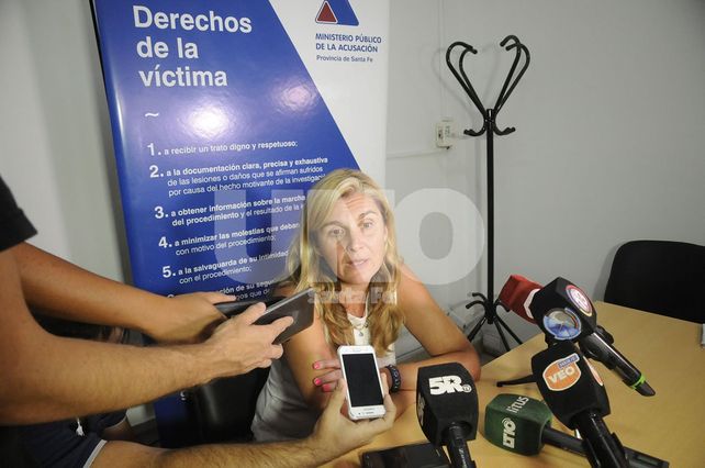 Tenía las piernas atadas y con un nudo en la parte delantera