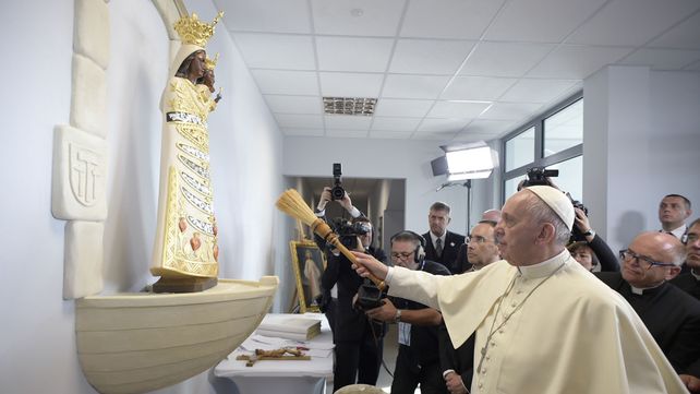 El papa Francisco se despidió de Polonia con críticas al éxito a cualquier precio