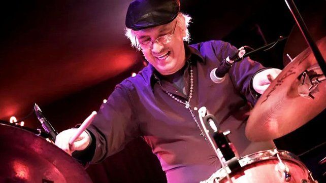 Murió Javier Martínez